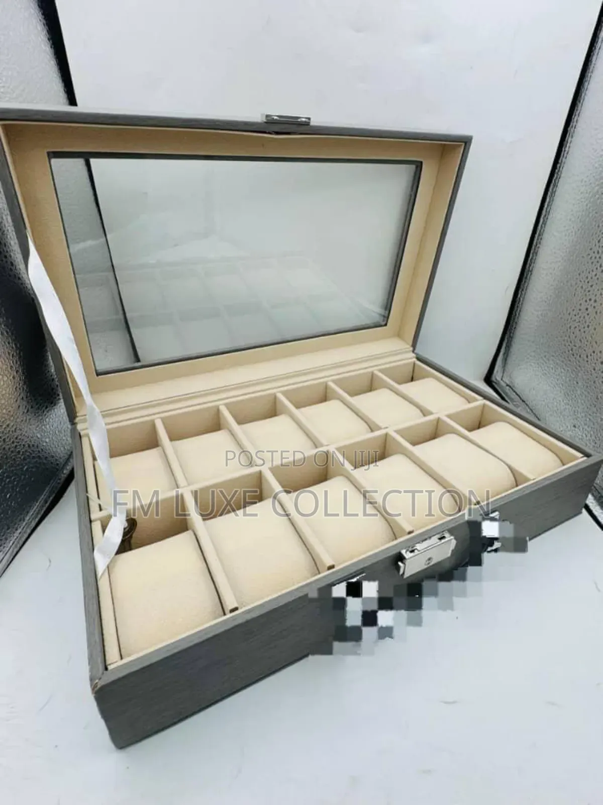 12in1 Wristwatch Organizer