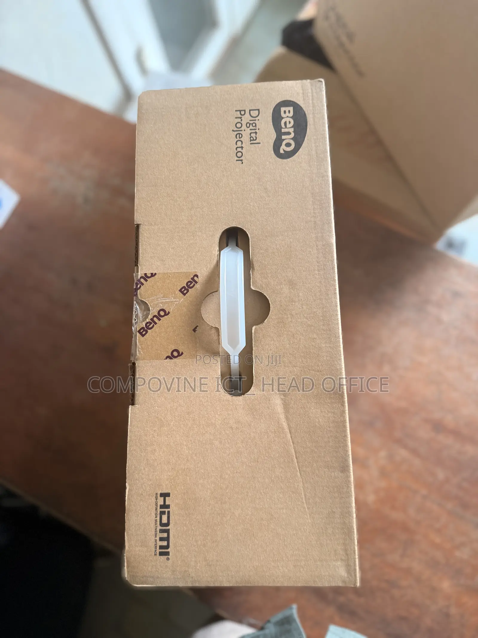 Benq Mx560 DLP Projector 4000 Lumens ( 1024*768) Vga Hdmi
