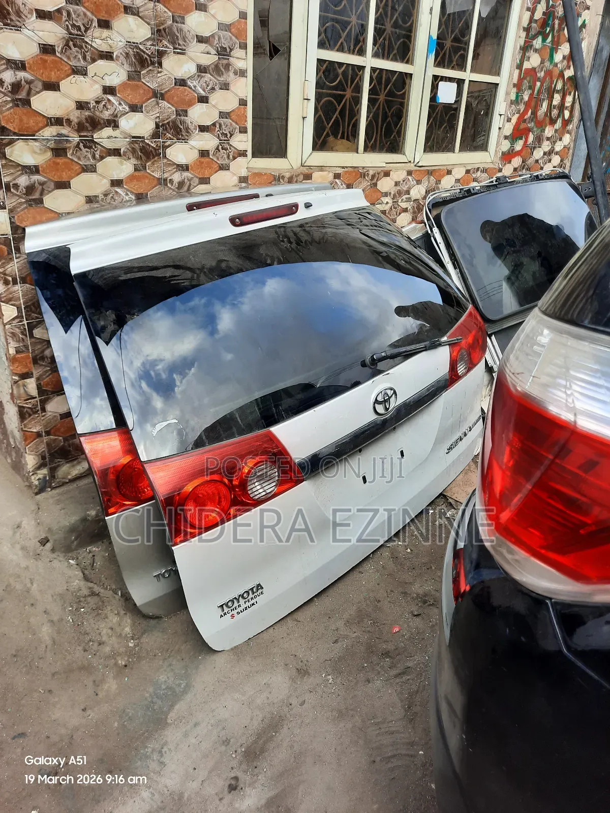 Toyota Sienna 2007 Model Complete Boot