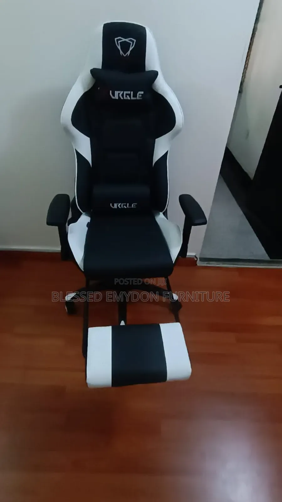 Furgle Computer Gaming Ergonomic Chair + Footrest
