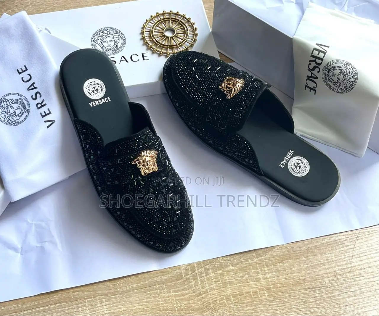 Men Buckle and Dazzling Half Shoes