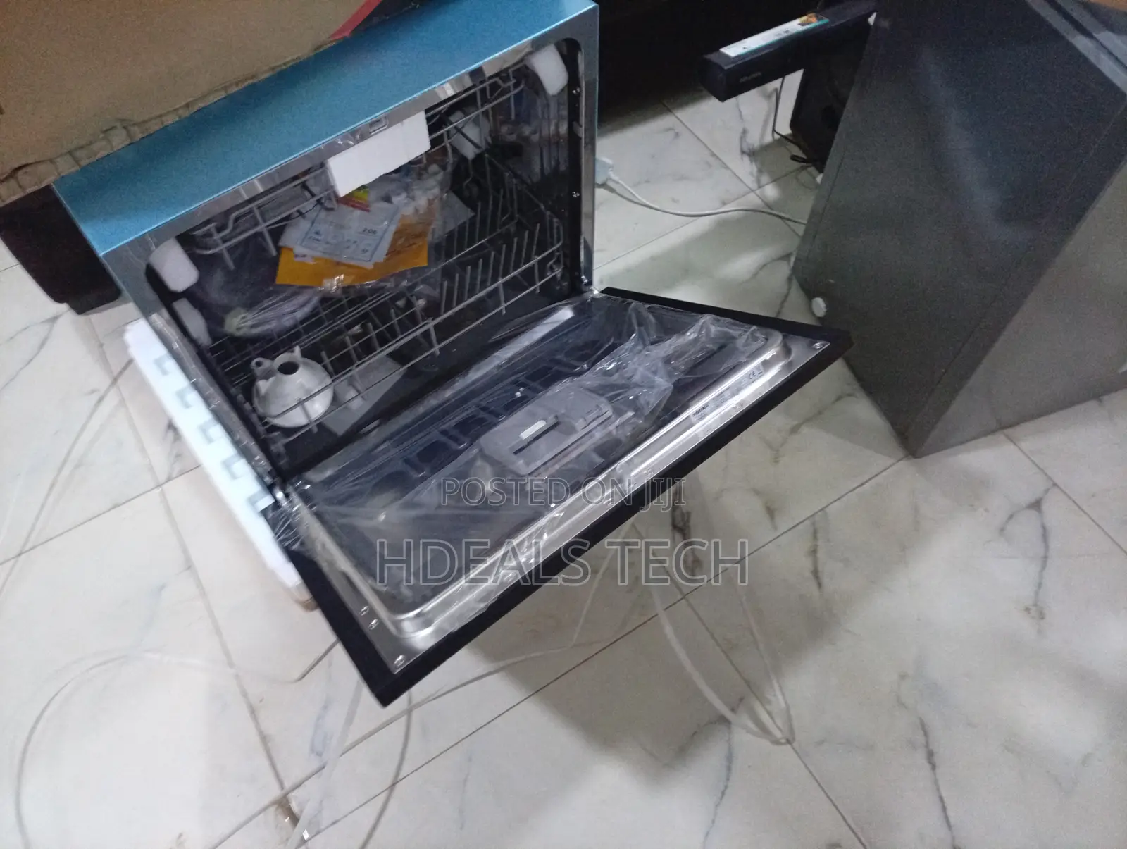 Powerful Phiima Dishwasher – Removes Tough Stains Easily