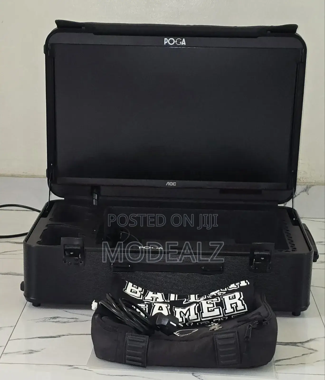 Poga Lux Case - Gaming Monitor