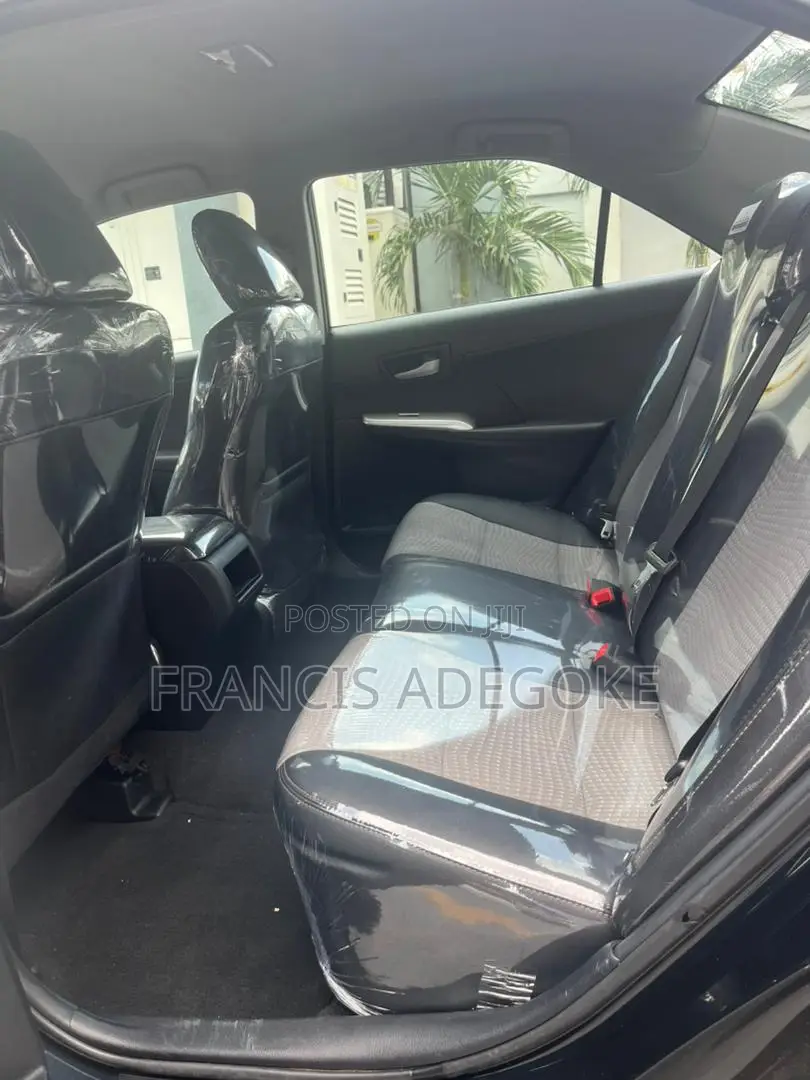 Toyota Camry SE 4dr Sedan (2.5L 4cyl 6A) 2012 Black