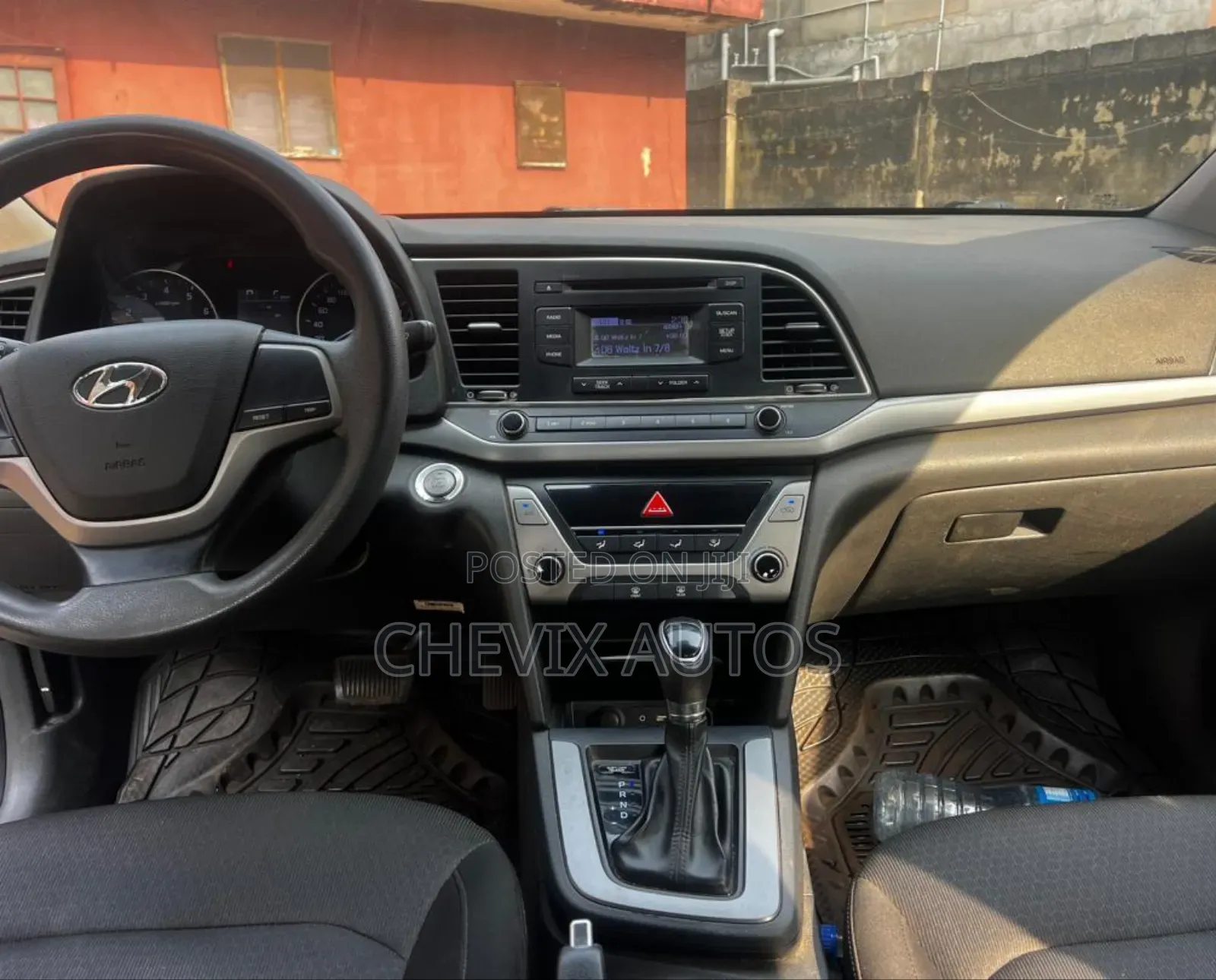 Hyundai Elantra Value Edition 2018 Gray