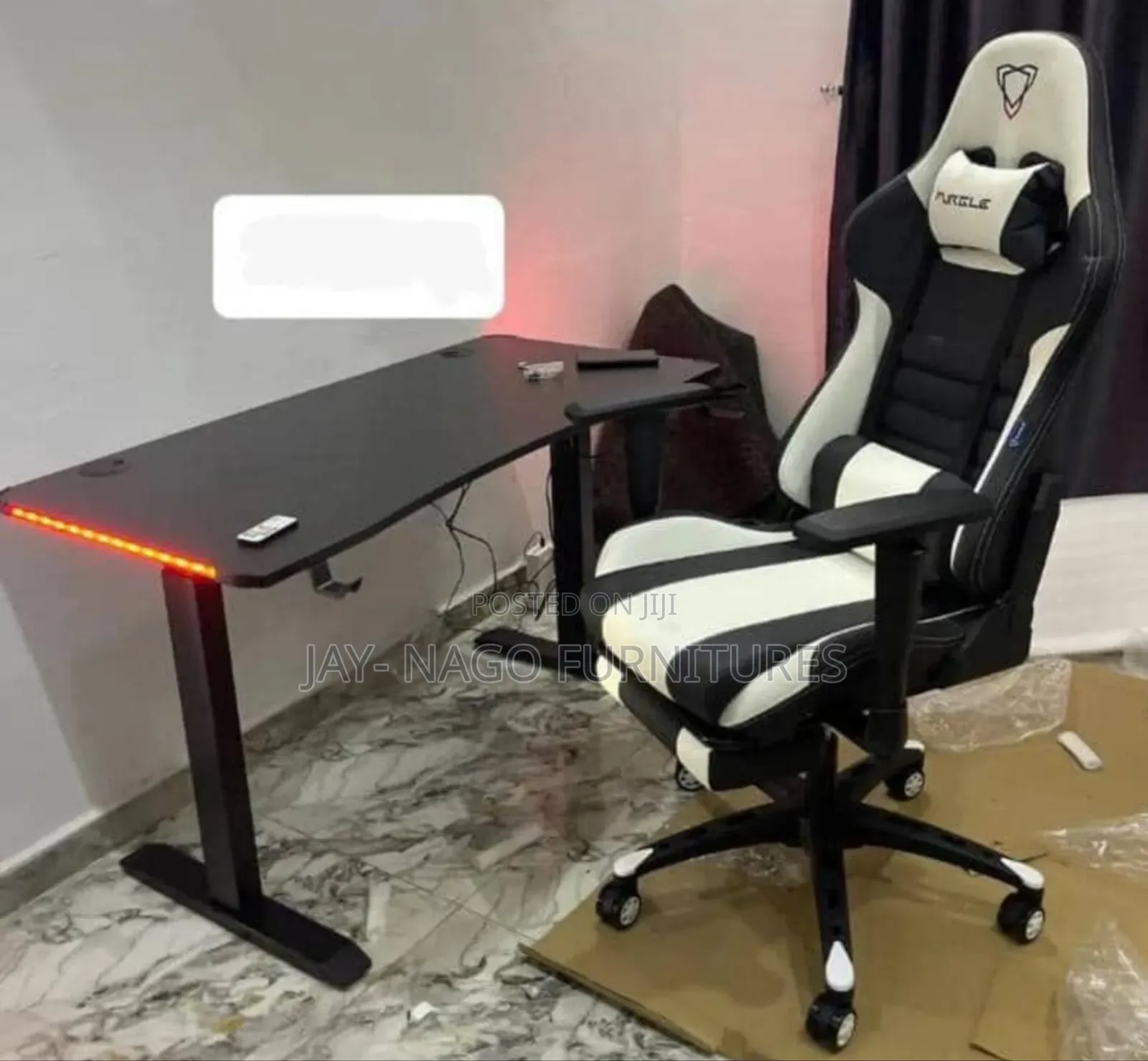 Electric Adjustable Table With Gaming Chair