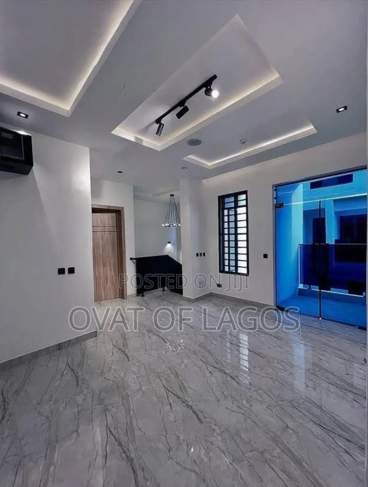 4bdrm Duplex in Lekki Right for sale