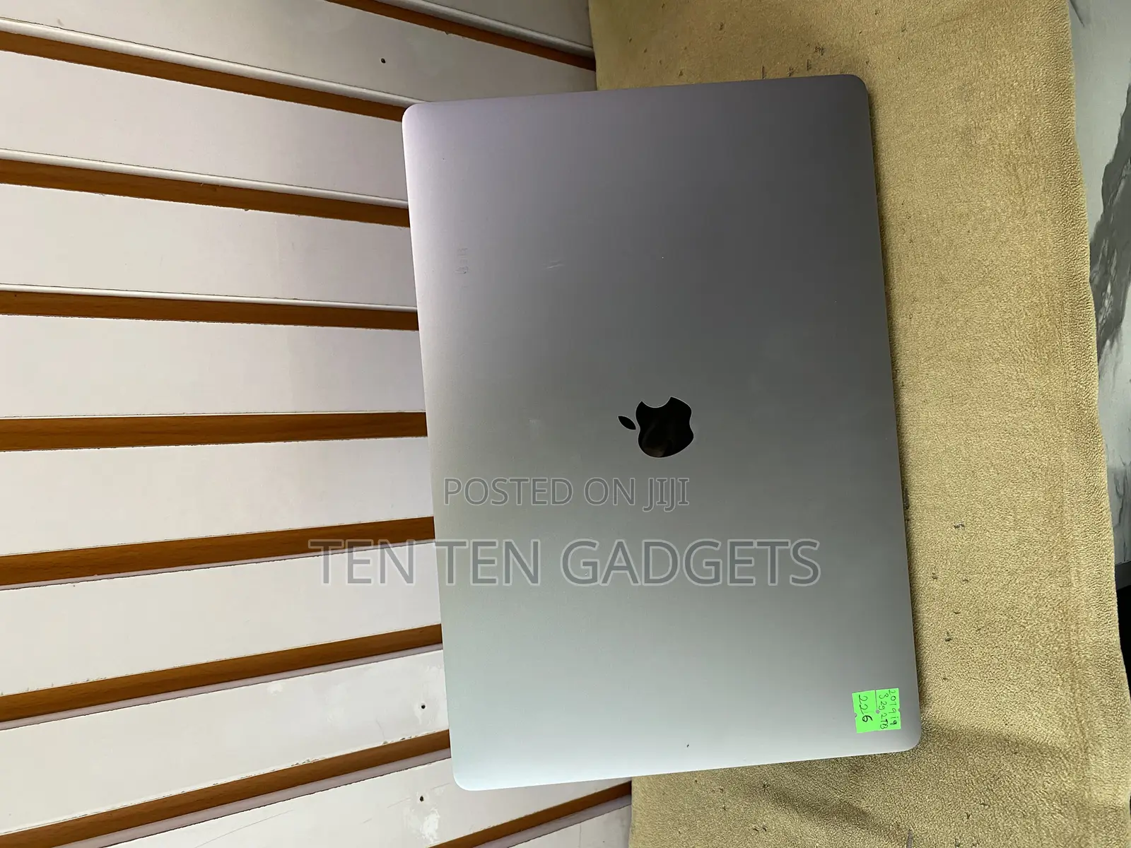 Laptop Apple MacBook Pro 2019 32GB Intel Core i9 SSD 2T