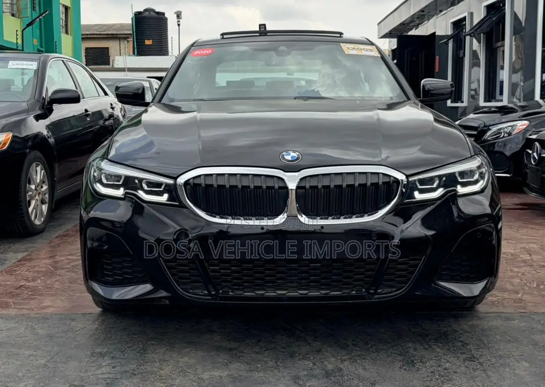 BMW 330i 2020 Black
