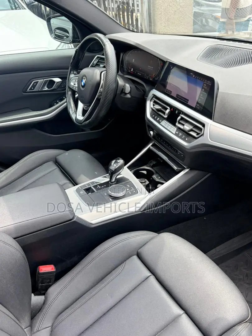 BMW 330i 2020 Black
