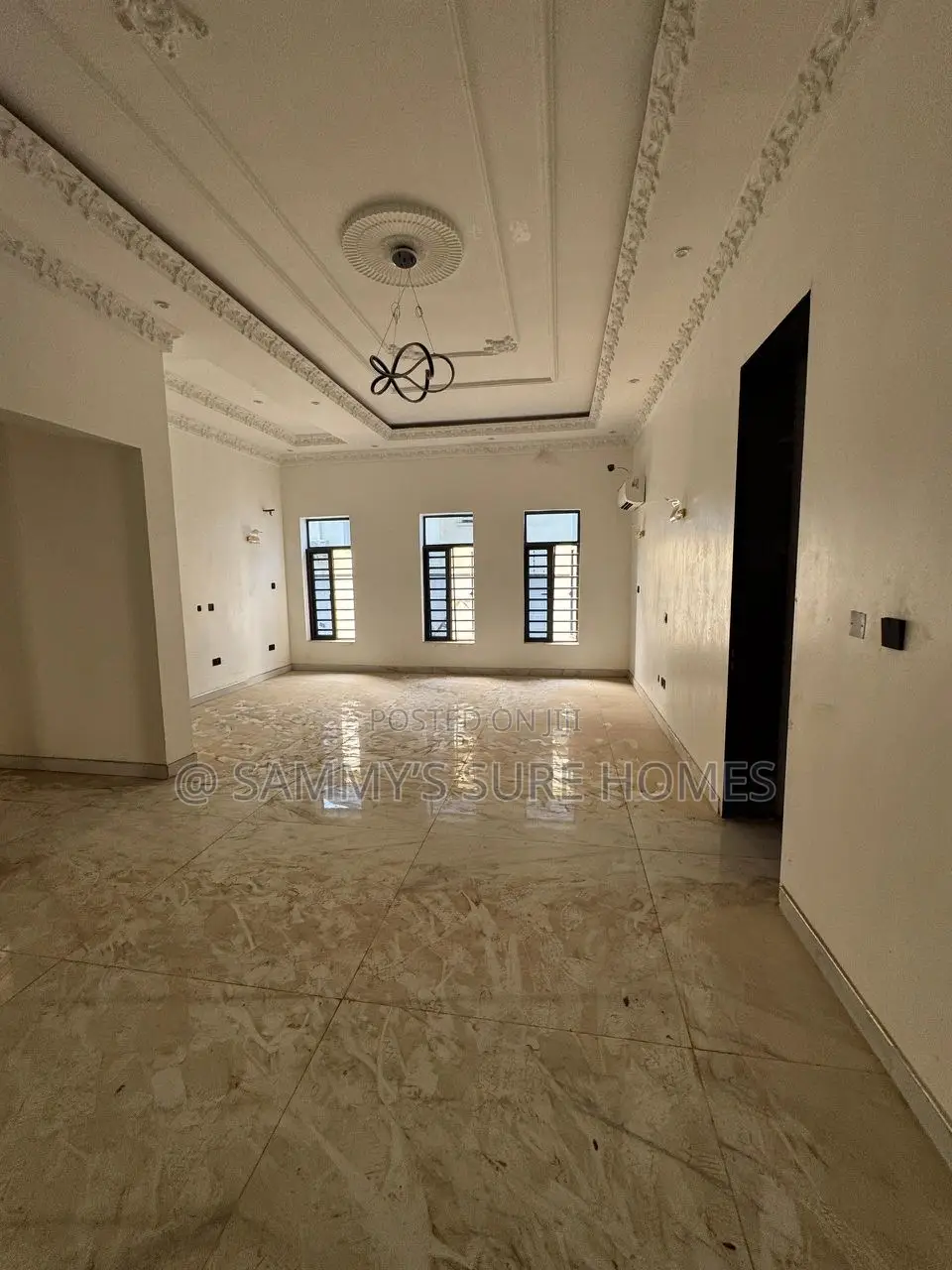 3bdrm Block of Flats in Maitama for rent