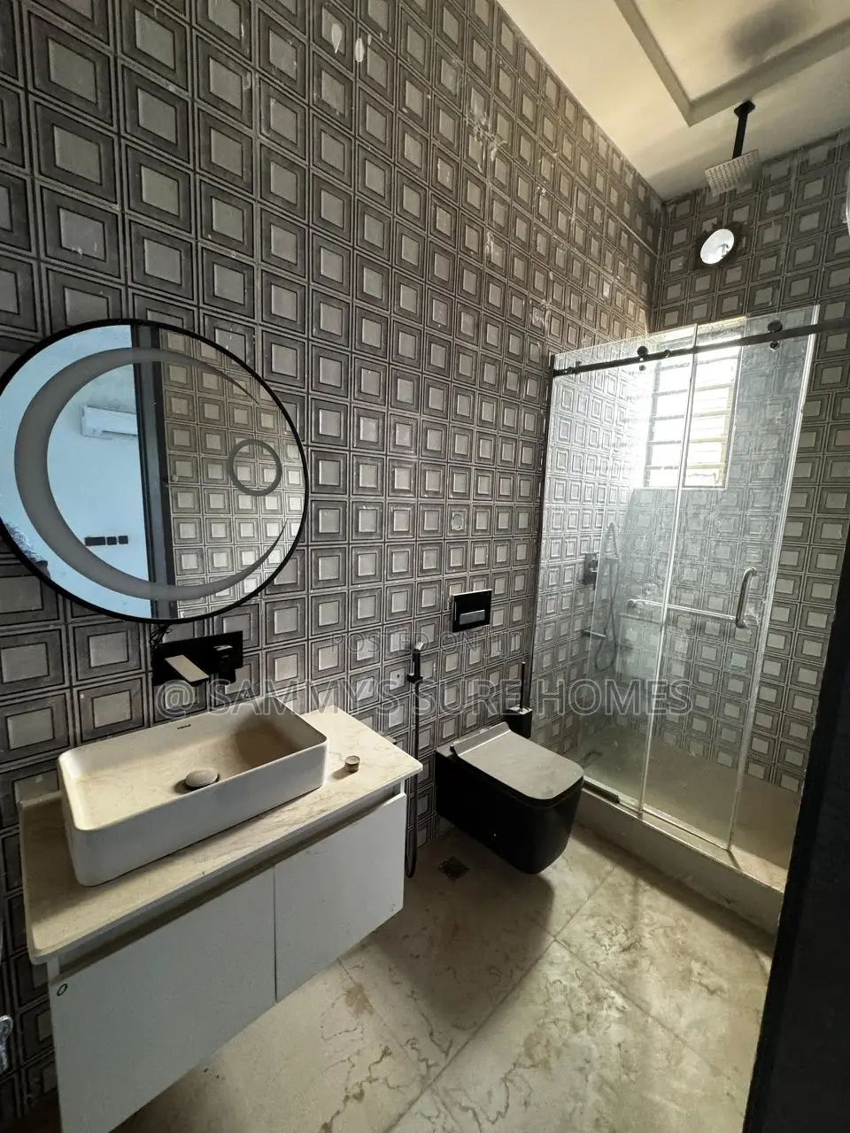 3bdrm Block of Flats in Maitama for rent