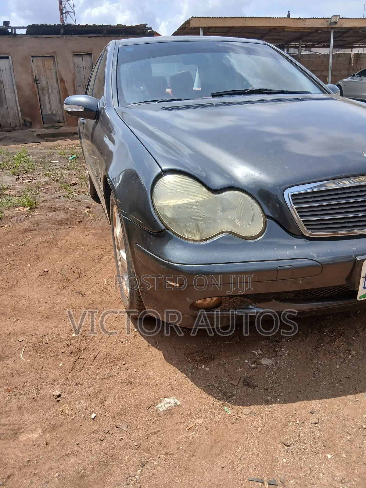 Mercedes-Benz E200 1995 Black