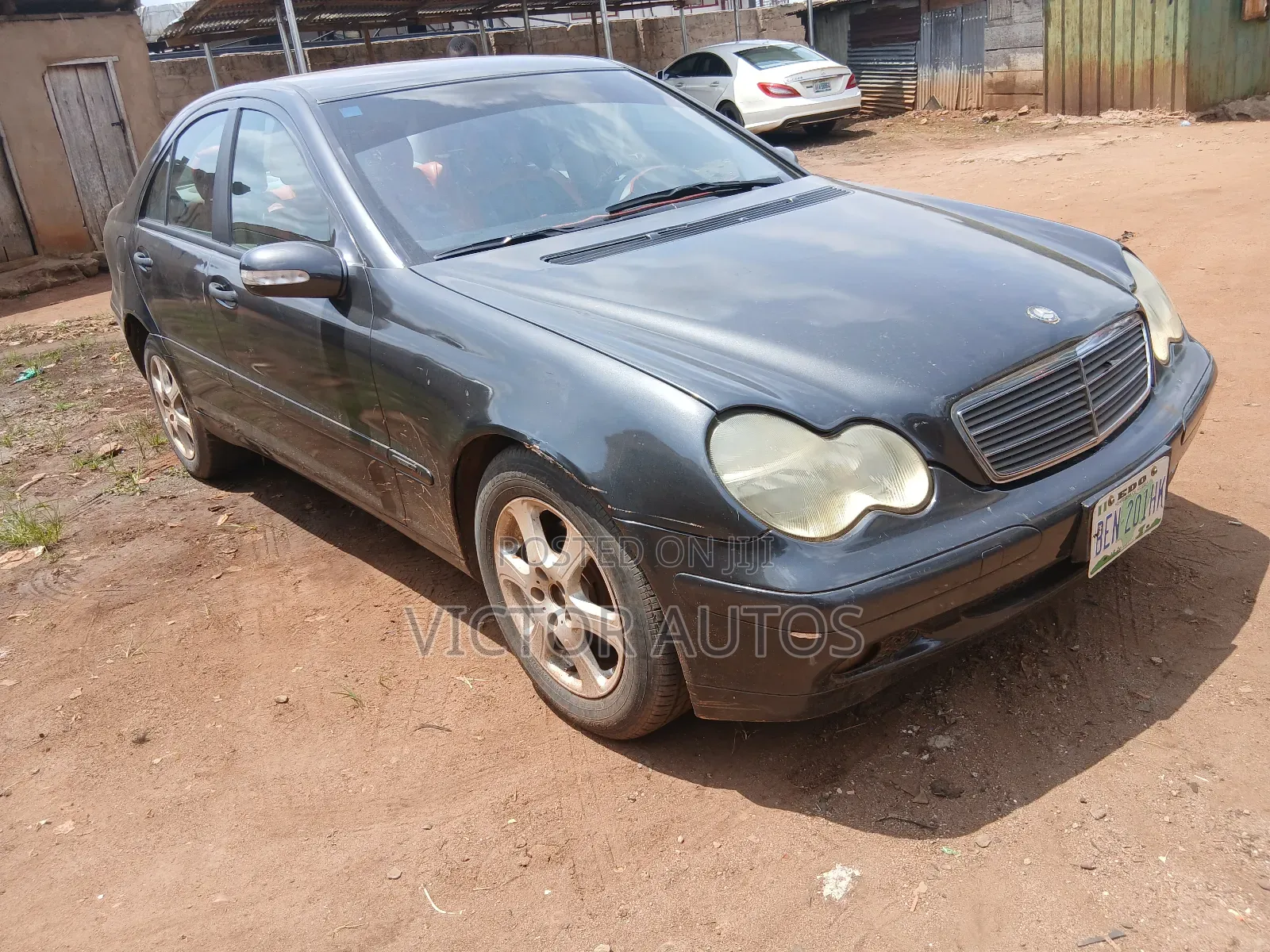 Mercedes-Benz E200 1995 Black