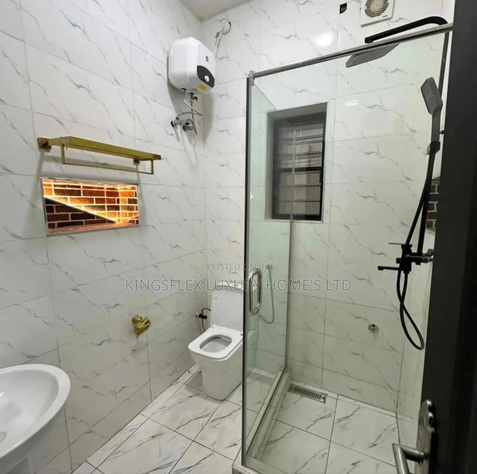 5bdrm Duplex in Estate, Wuye for sale