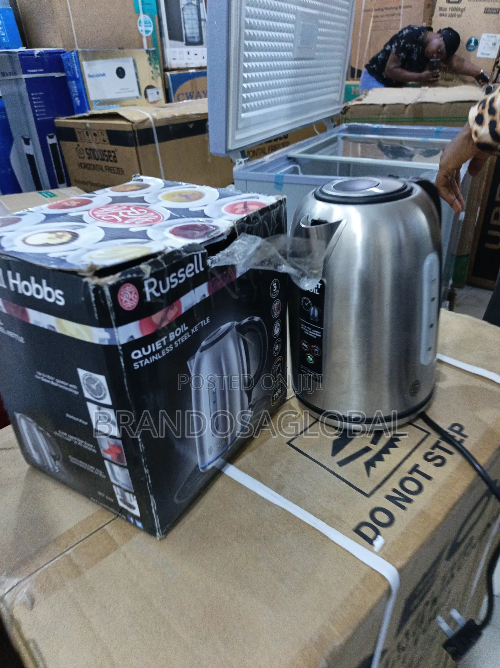 Russell Hobbs Stainless Steel Kettle – Practical Water Boiler