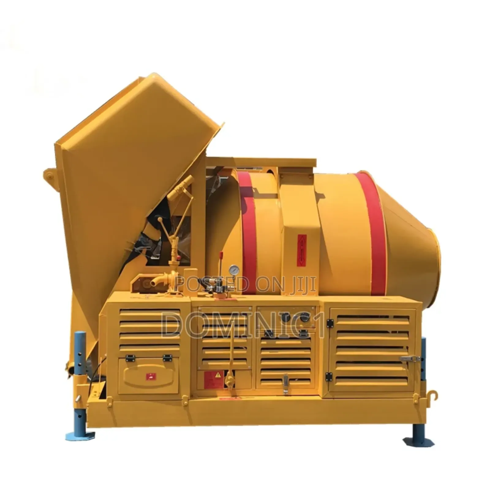 Self-Loading Concrete Mixer, 560a Liters