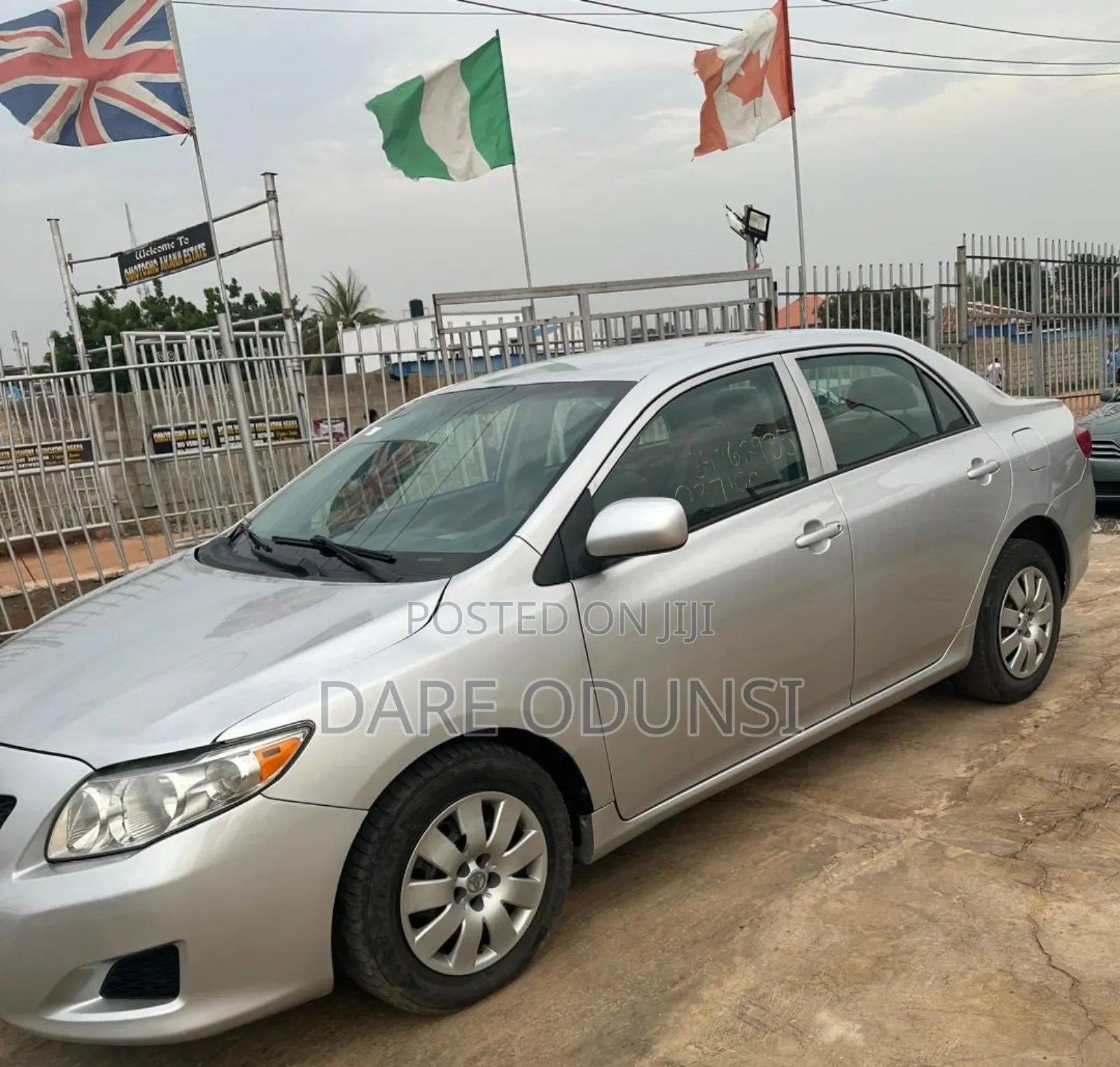 Toyota Corolla LE 4dr Sedan (1.8L 4cyl 4A) 2010 Silver