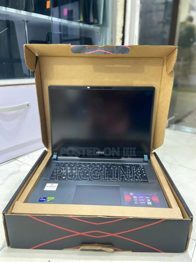 New Laptop MSI Vector 17 HX AI A2XWJG 32GB Intel Core i9 HDD+SSD 1T