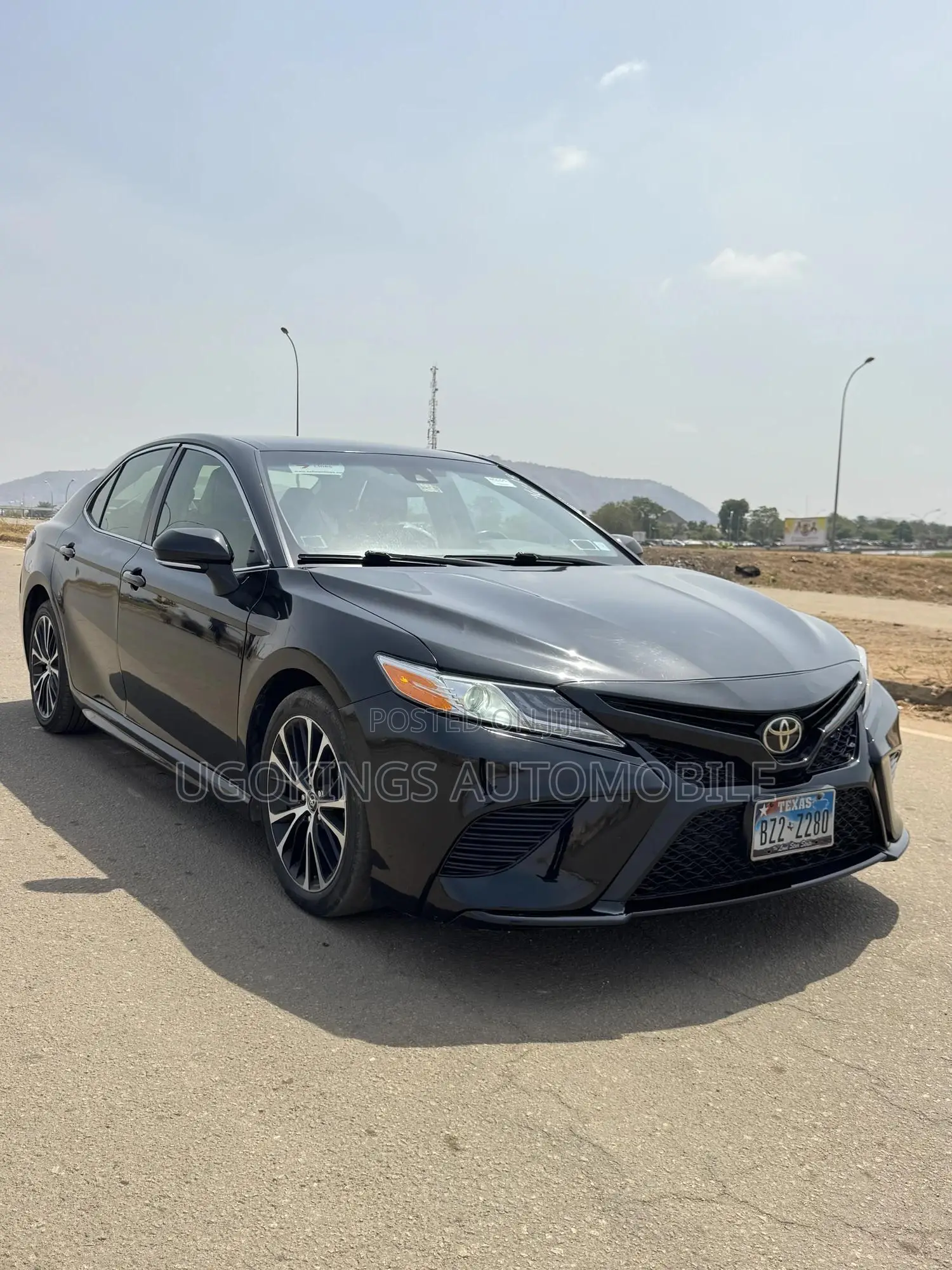 Toyota Camry SE (2.5L 4cyl 8A) 2019 Black