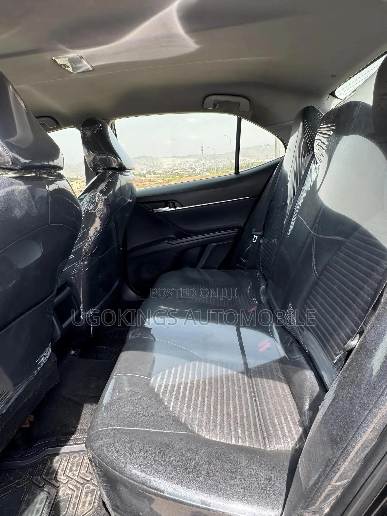 Toyota Camry SE (2.5L 4cyl 8A) 2019 Black