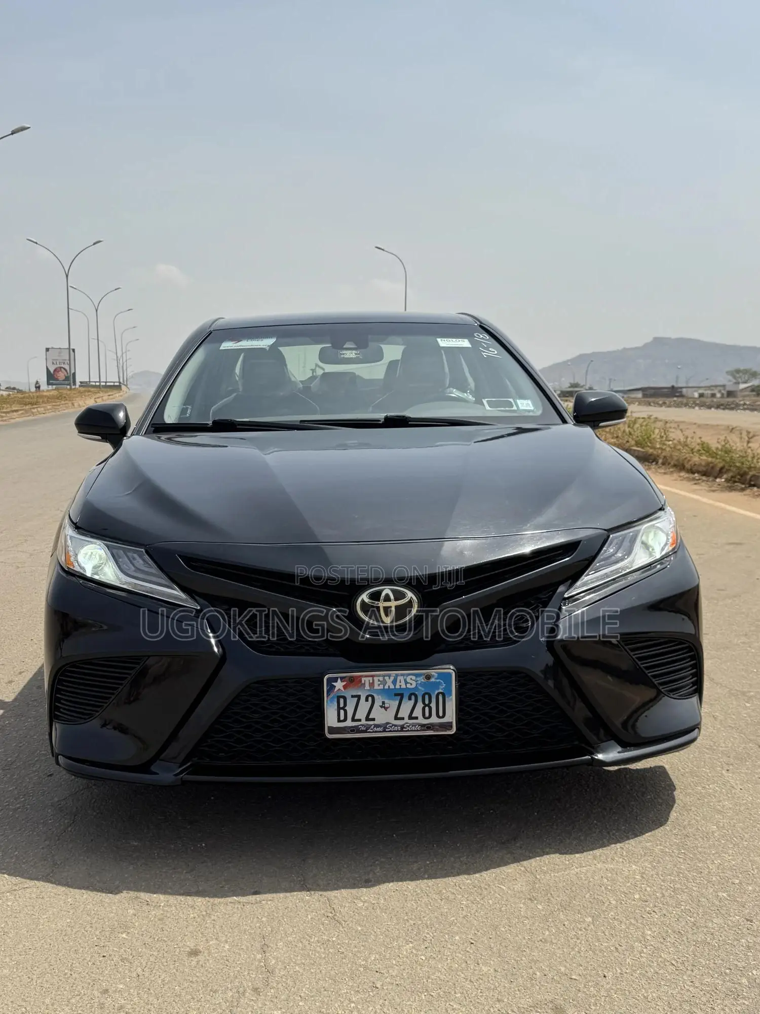 Toyota Camry SE (2.5L 4cyl 8A) 2019 Black
