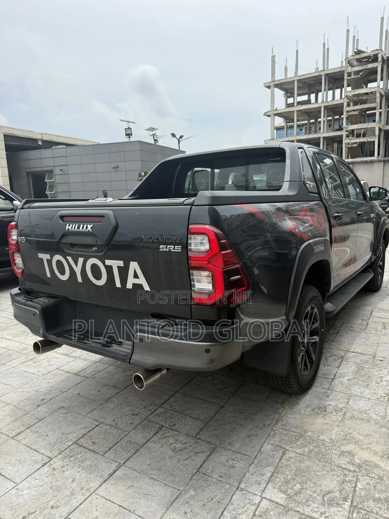 New Toyota Hilux 2025 Black