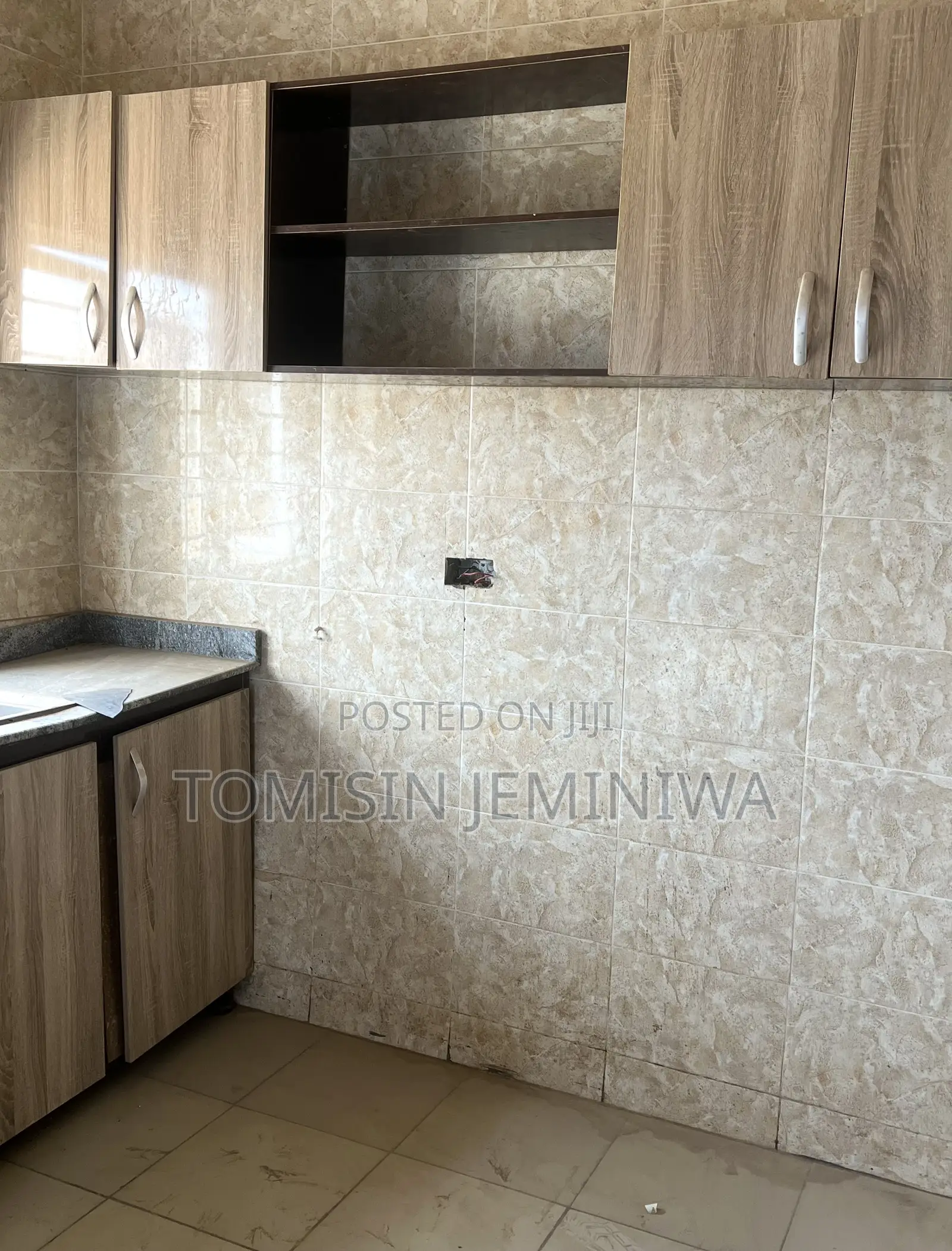 Furnished 3bdrm Block of Flats in Pacific Estate, Kubwa for sale
