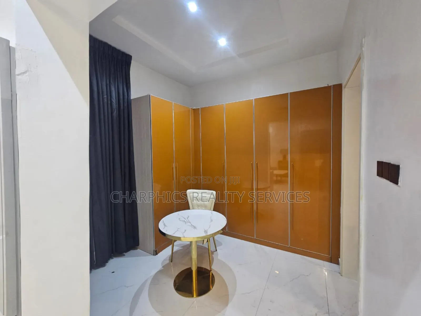 5bdrm Duplex in Old Ikoyi for rent