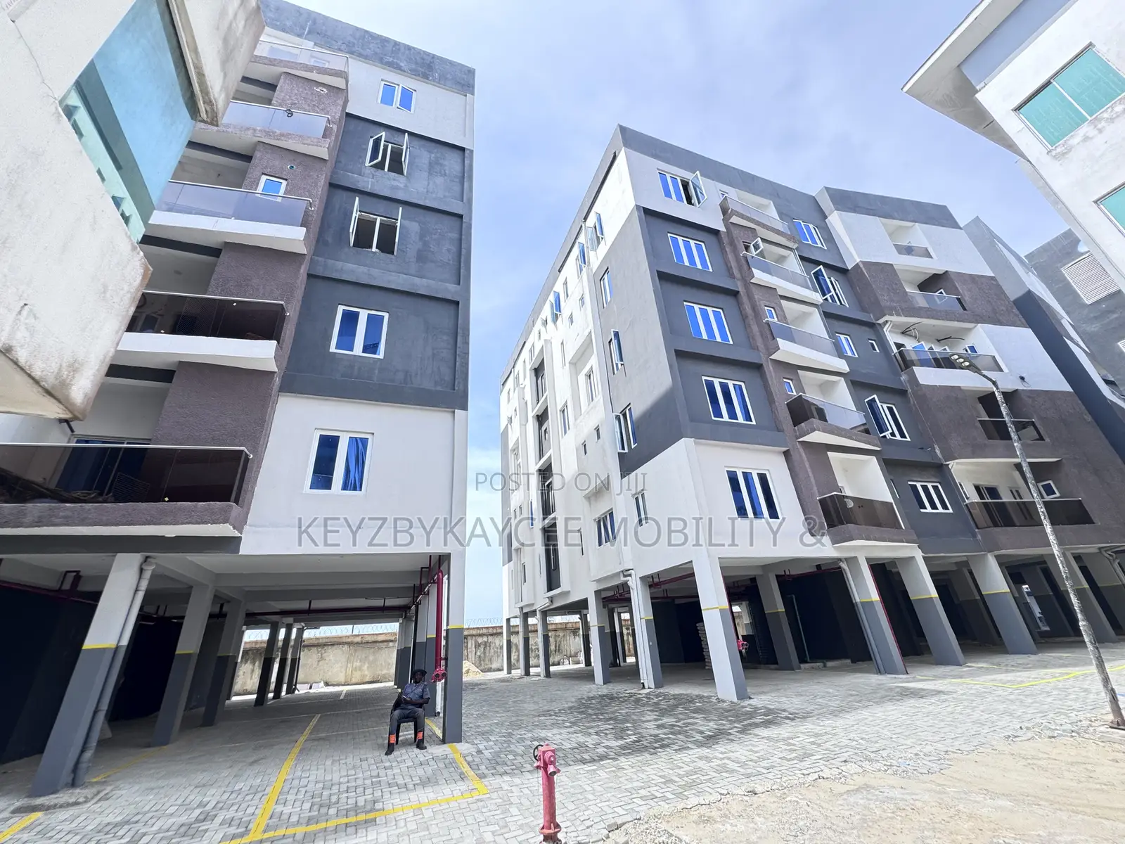 4bdrm Maisonette in Cyberville Estate, Lekki for sale