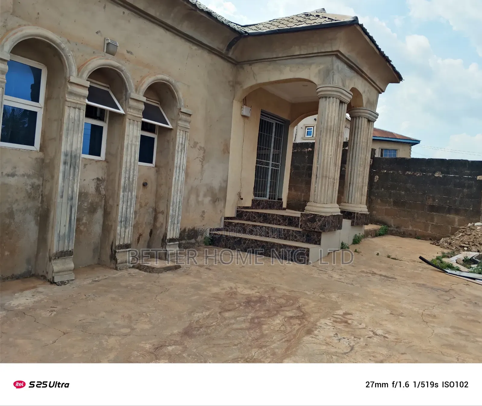 3bdrm Bungalow in Akinyele for sale