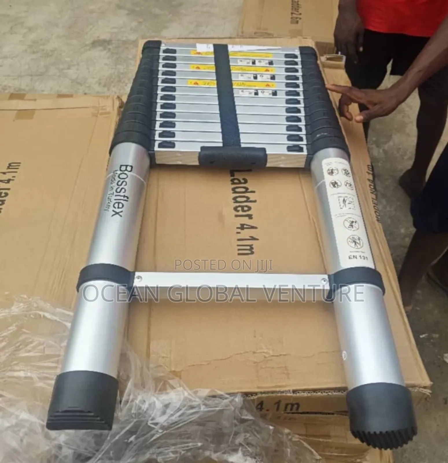 4 Mitres Telescopic Ladder