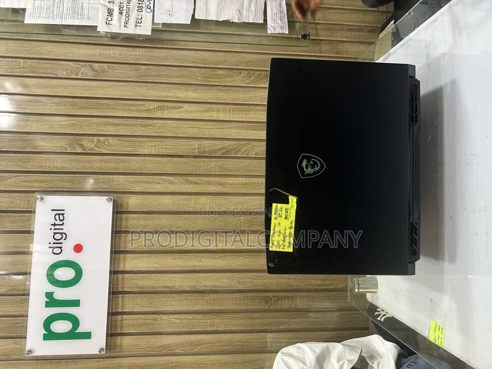 Laptop MSI Crosshair 15 16GB Intel Core i7 SSD 1T