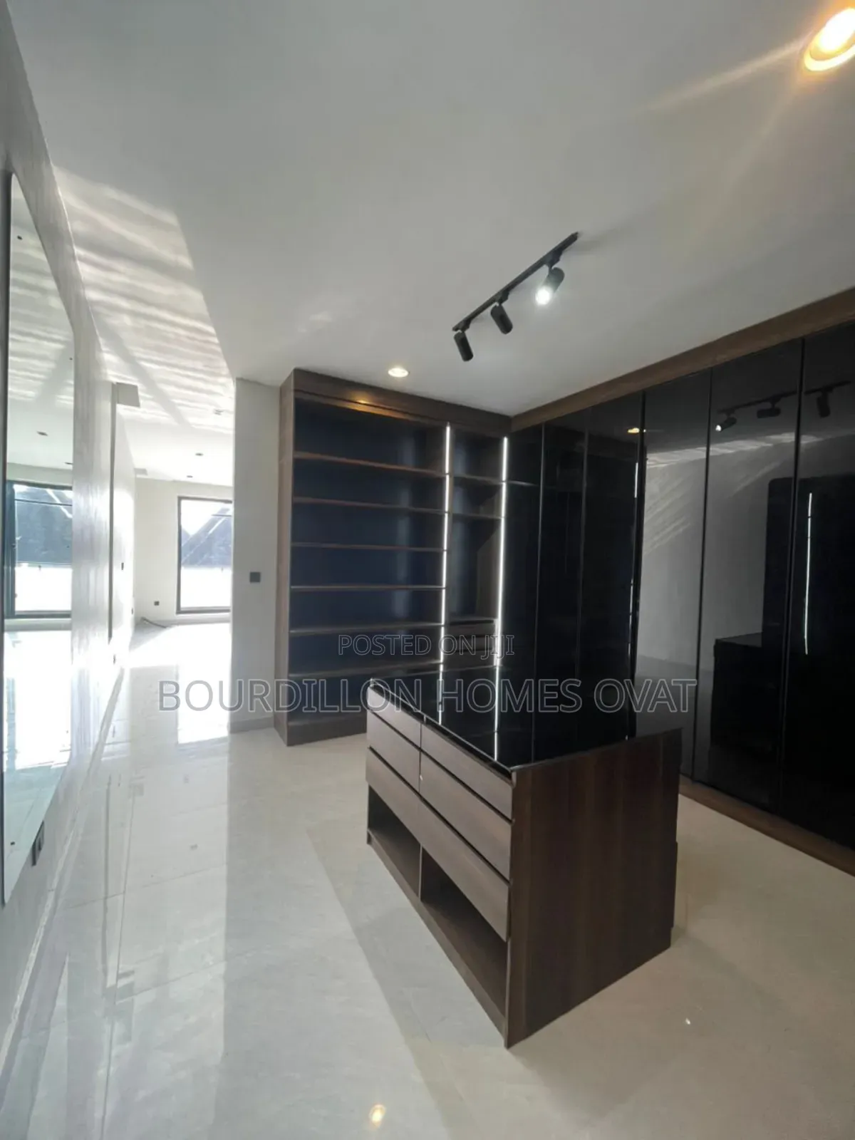 5bdrm Duplex in Orchid Lekki Lagos for sale