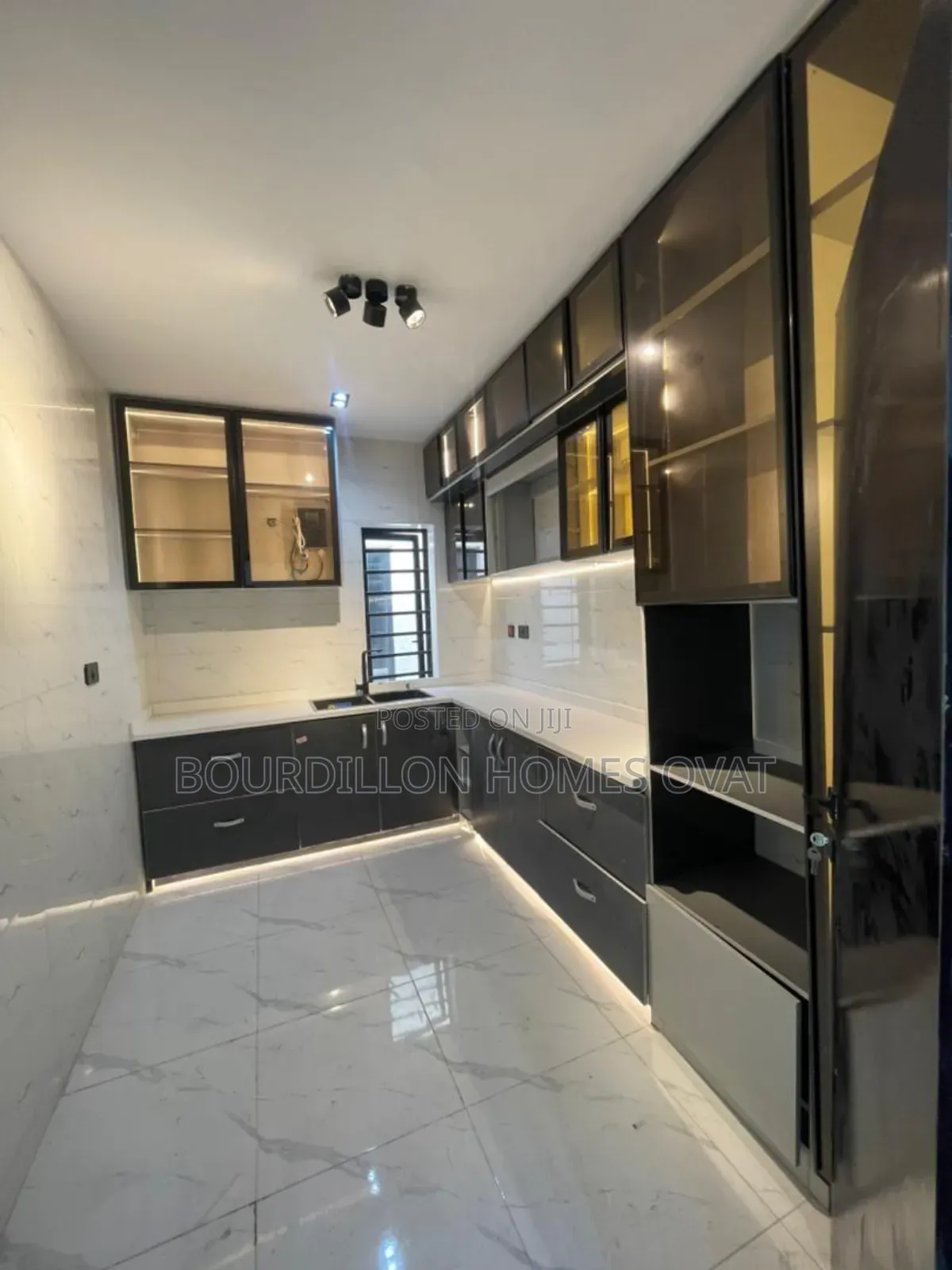 5bdrm Duplex in Orchid Lekki Lagos for sale
