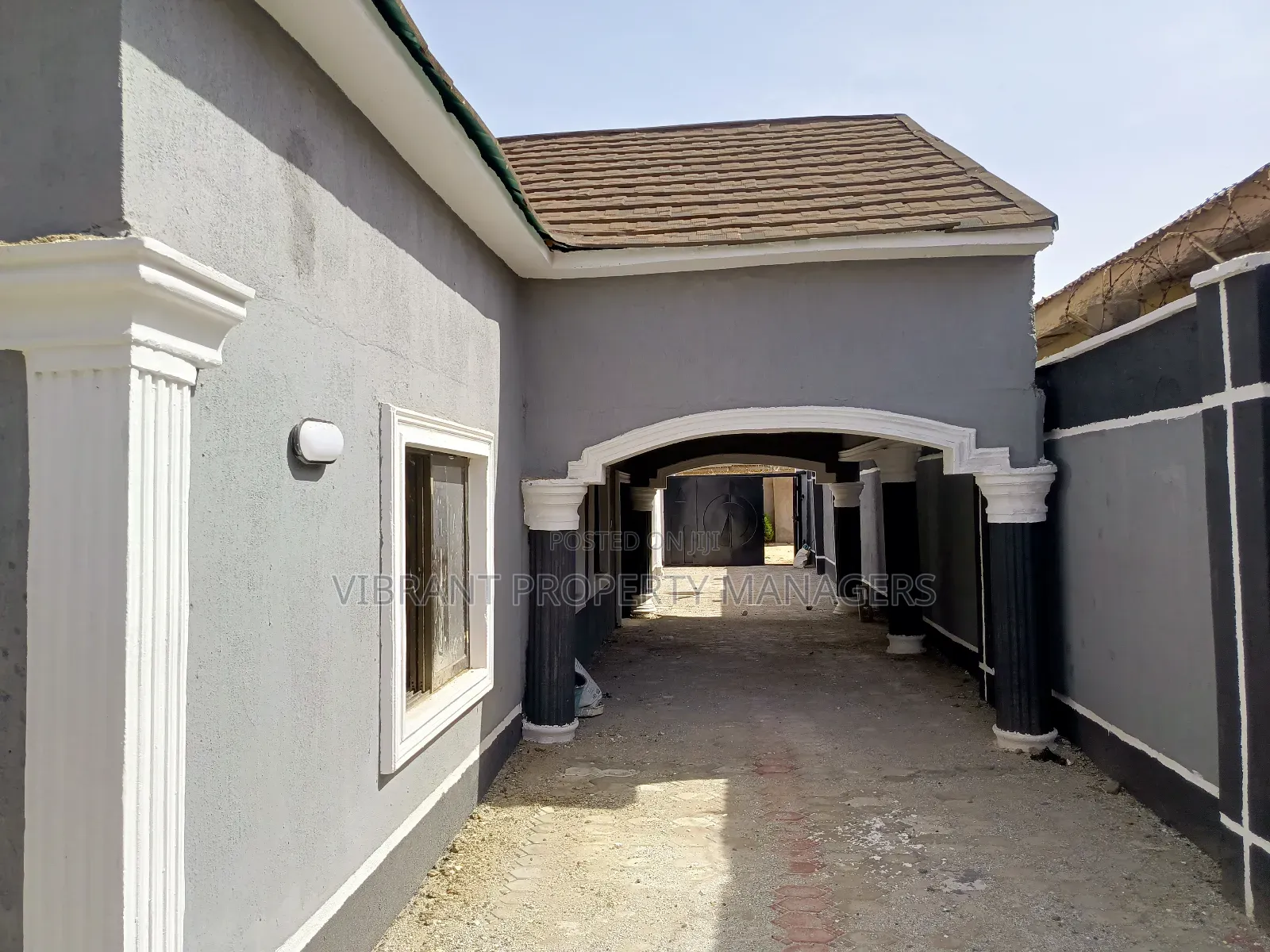 4bdrm Bungalow in High Cost, Kaduna / Kaduna State for sale
