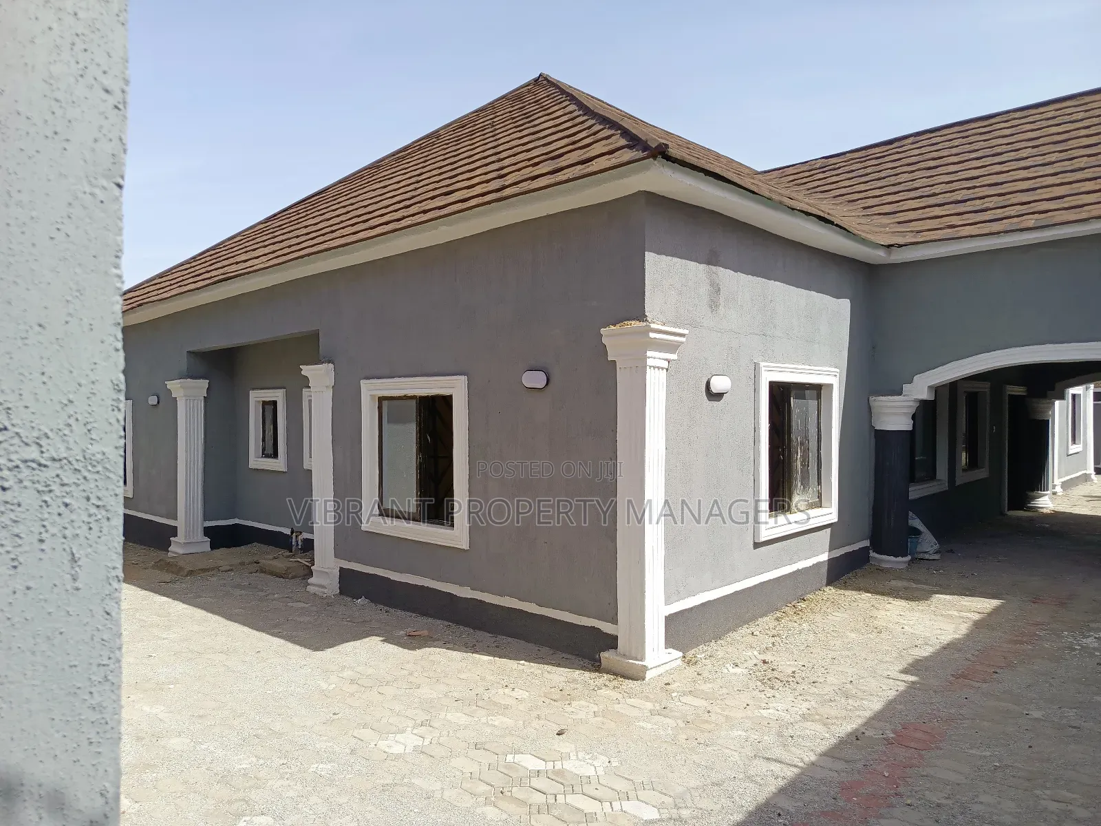 4bdrm Bungalow in High Cost, Kaduna / Kaduna State for sale
