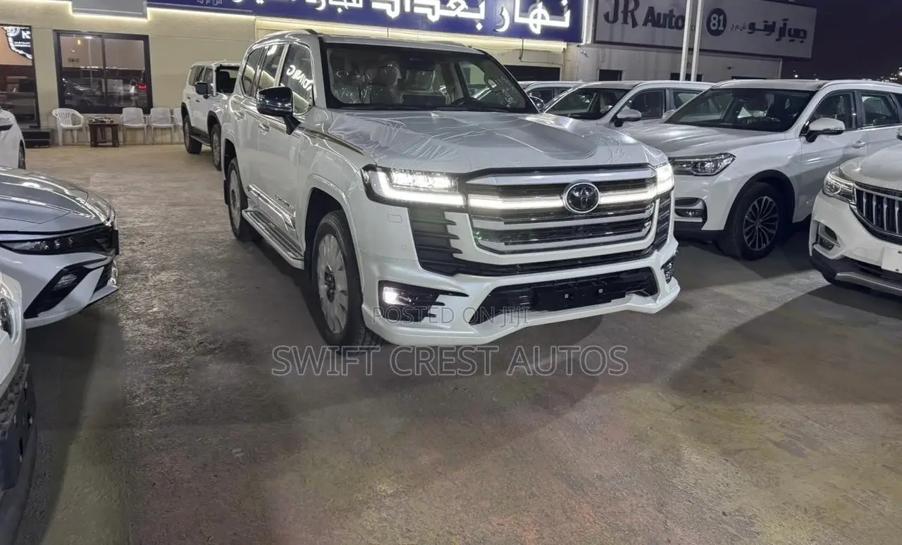 New Toyota Land Cruiser SE 4WD 2026 White