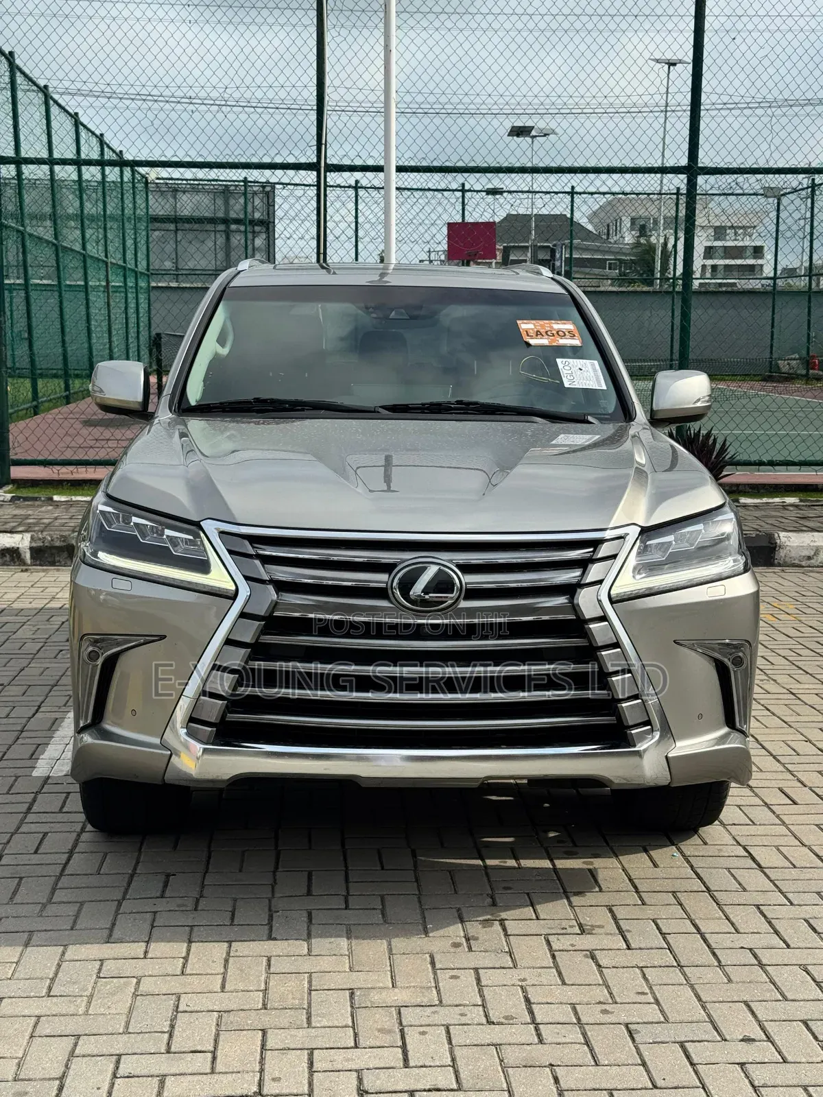 Lexus LX 570 AWD 2018 Gray