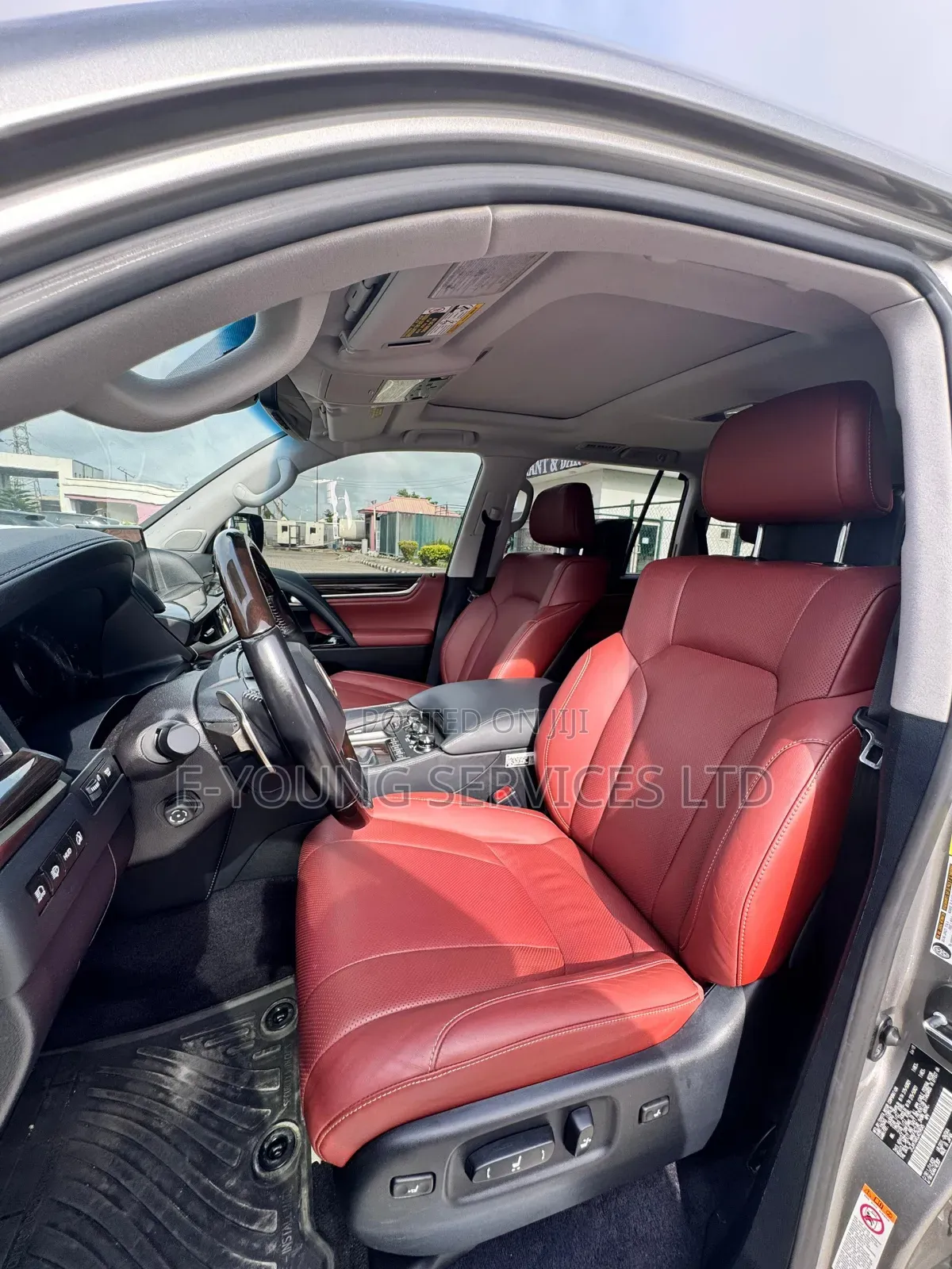 Lexus LX 570 AWD 2018 Gray