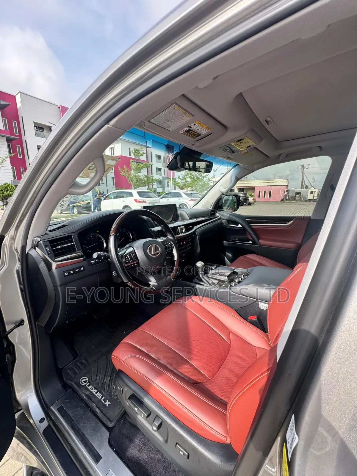 Lexus LX 570 AWD 2018 Gray