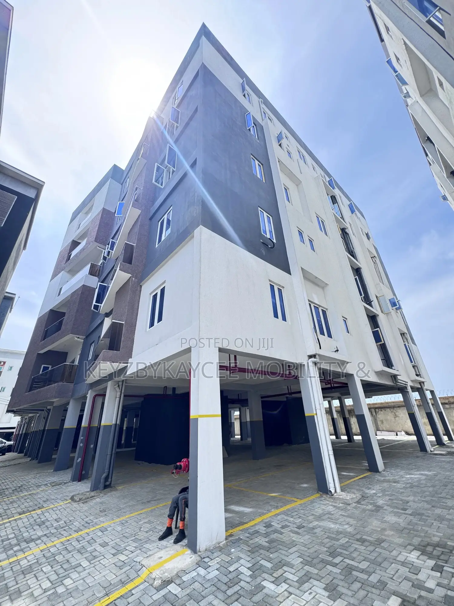 4bdrm Maisonette in Cyberville Estate, Lekki for sale