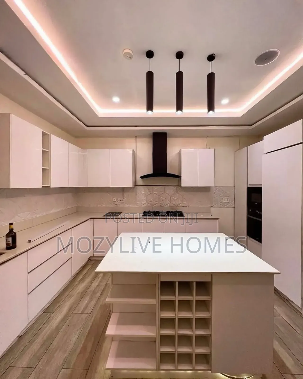7bdrm Apartment in Victoria Island for rent