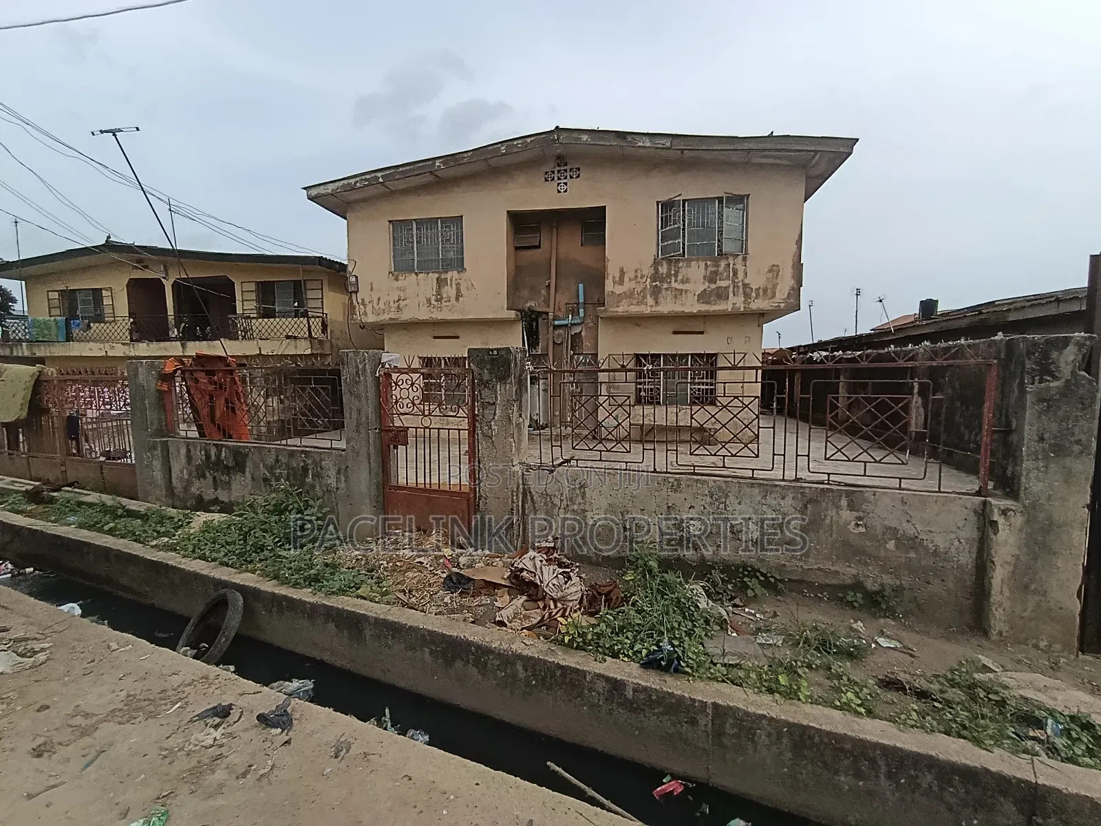 3bdrm Block of Flats in Dopemu for sale