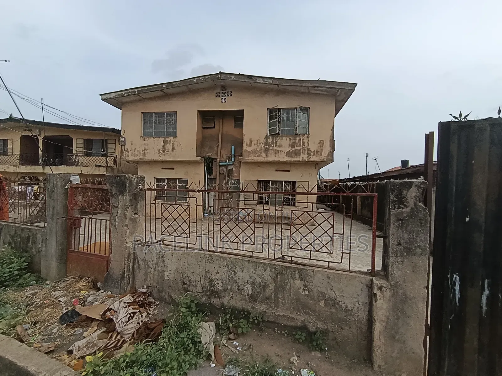 3bdrm Block of Flats in Dopemu for sale