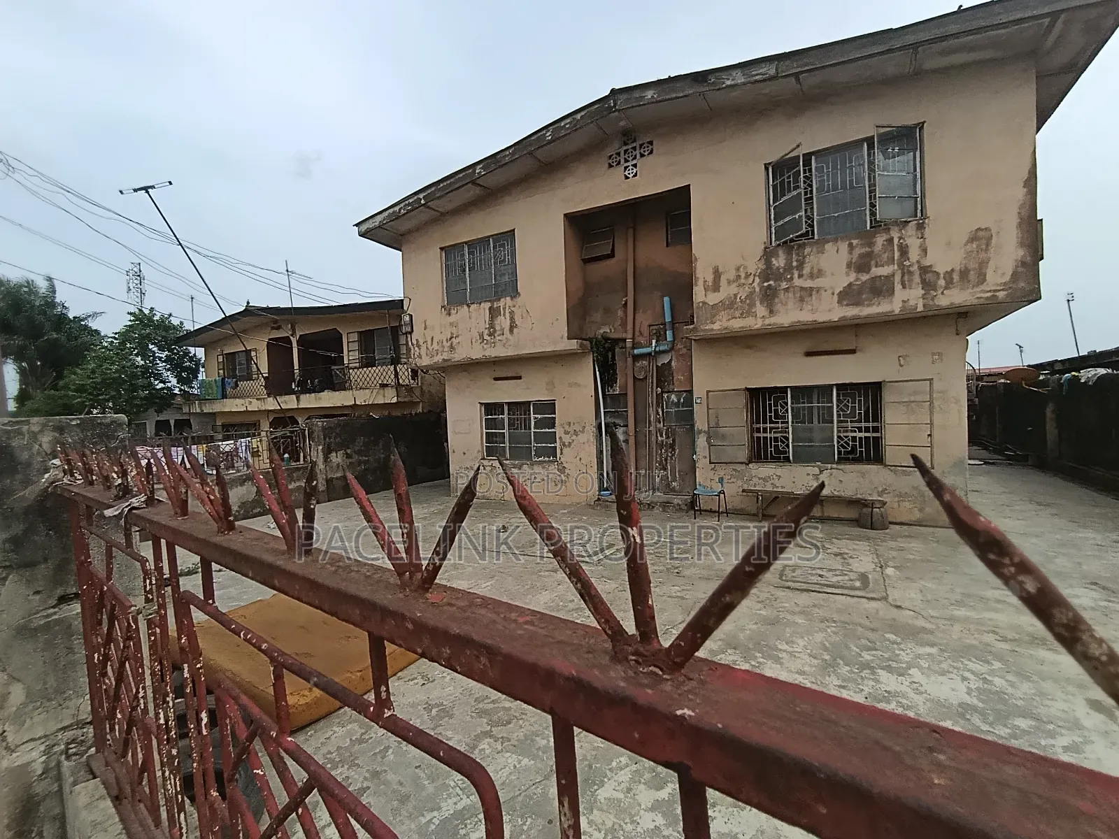 3bdrm Block of Flats in Dopemu for sale