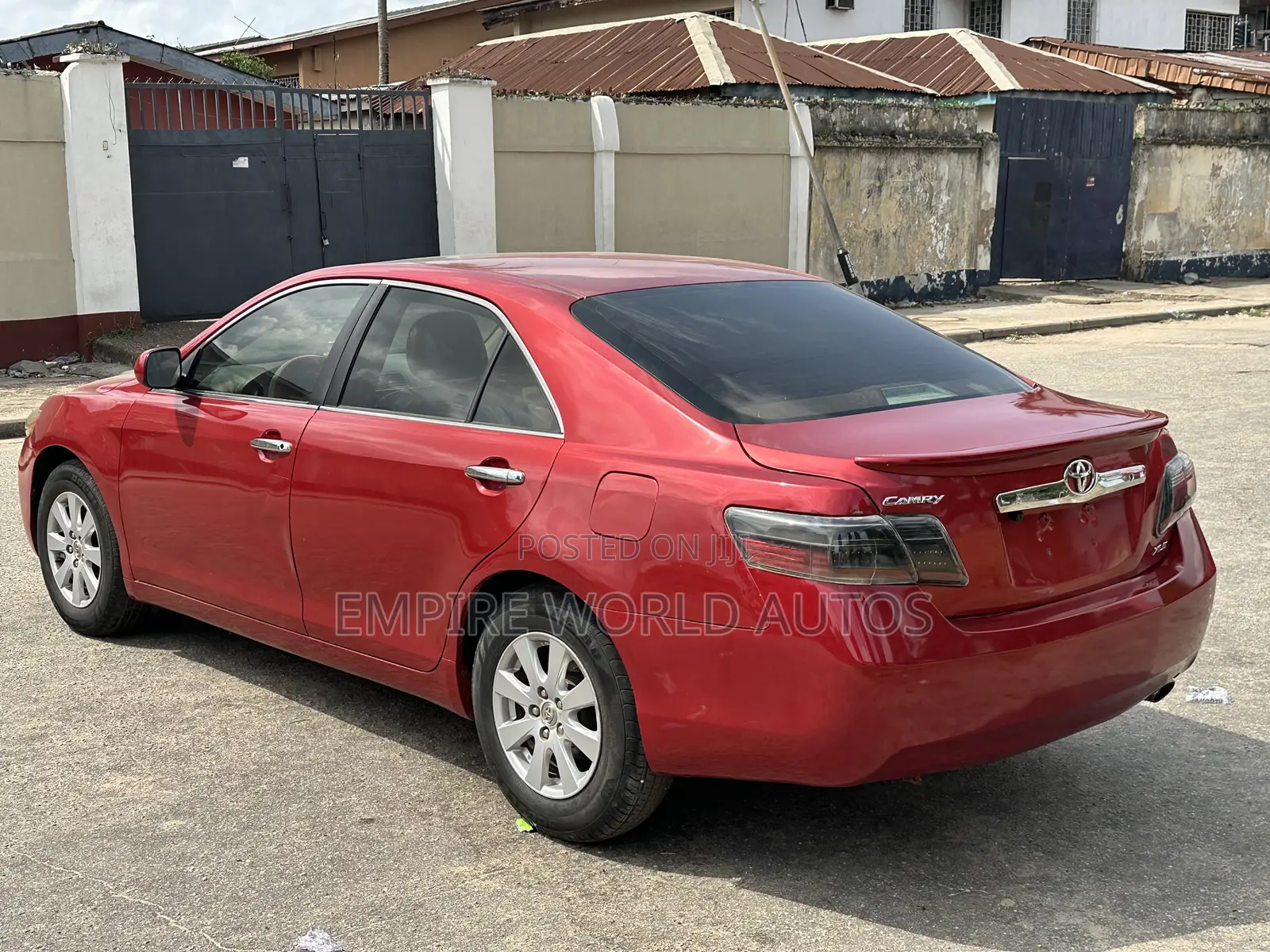 Toyota Camry XLE 4dr Sedan (2.4L 4cyl 5A) 2009 Red