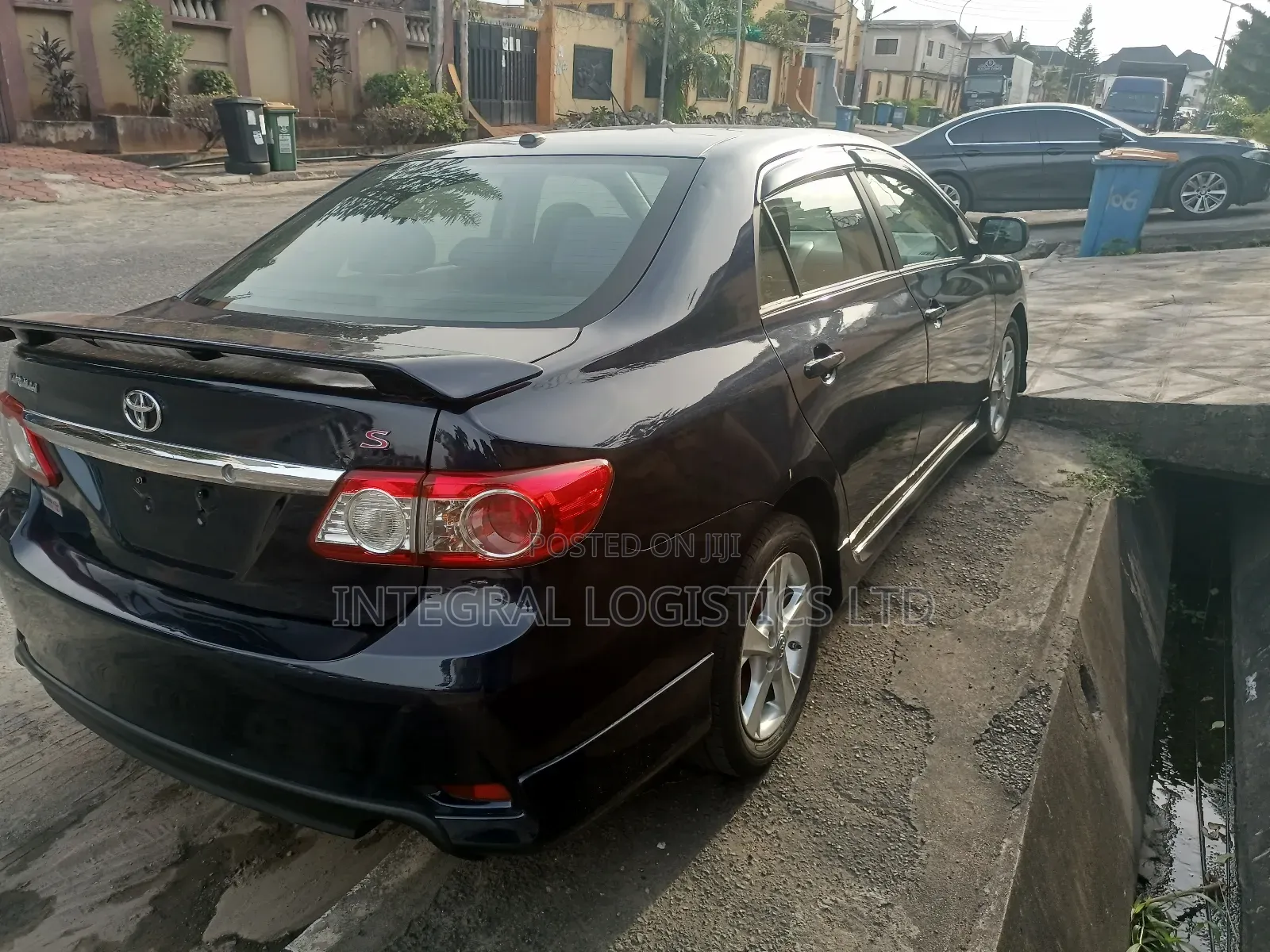 Toyota Corolla 2011 Blue
