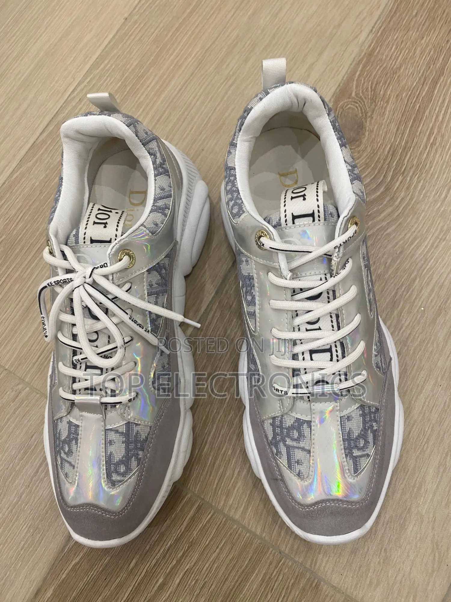 High Quality Dior Sneakers
