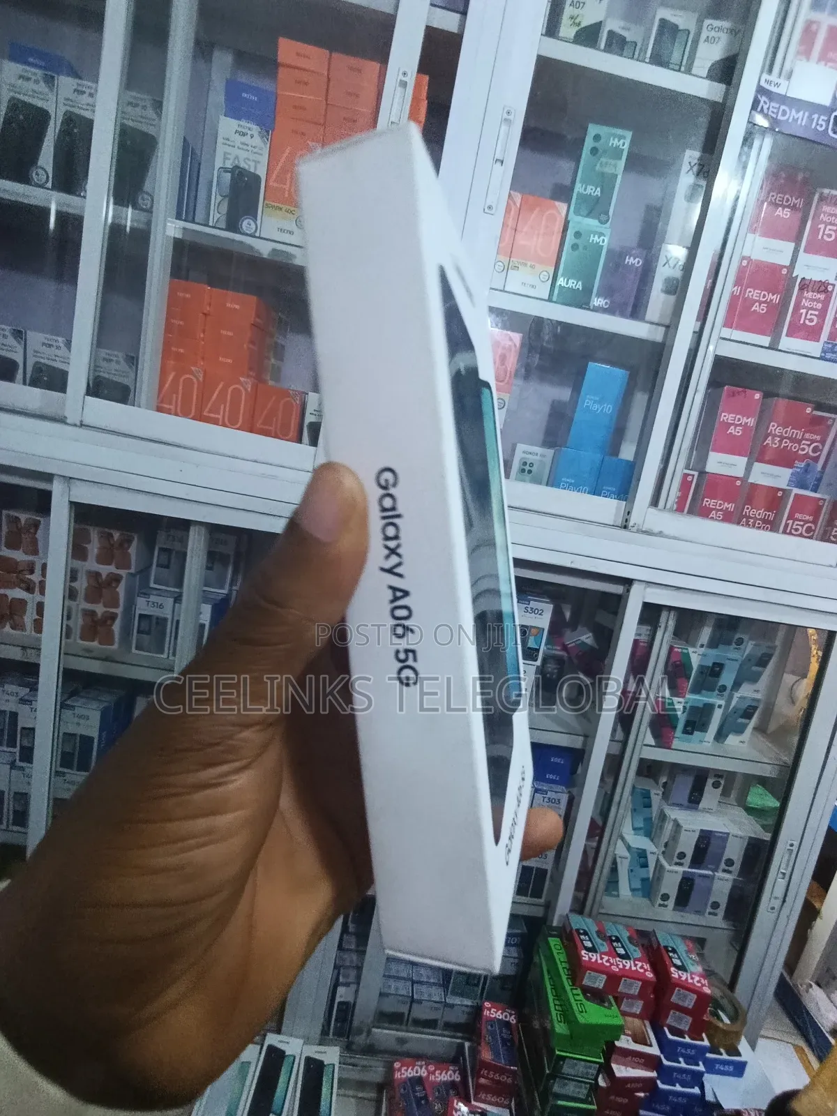 New Samsung Galaxy A06 64 GB Black